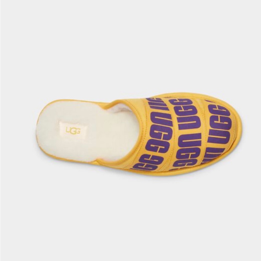 UGG The Scuff Graphic Band slippers